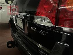 تۆیۆتا لاند کروزەر